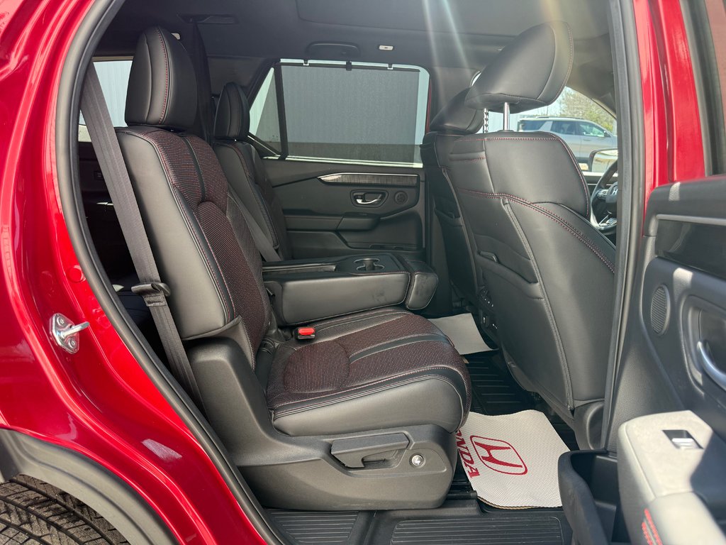 2025 Honda PILOT Black Edition, keyless entry, backup camera, Bluet in COLDBROOK, Nova Scotia - 19 - w1024h768px