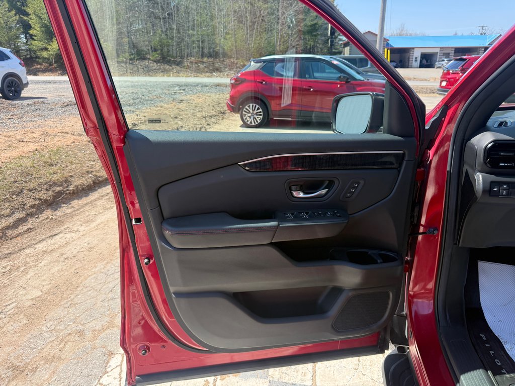 2025 Honda PILOT Black Edition, keyless entry, backup camera, Bluet in COLDBROOK, Nova Scotia - 7 - w1024h768px