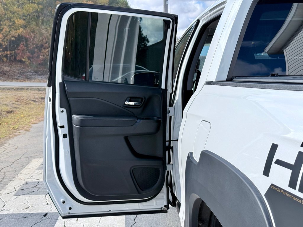 Honda RIDGELINE RTL-E Touring | Keyless Entry, Power + Heated Seats 2023 à COLDBROOK, Nouvelle-Écosse - 20 - w1024h768px