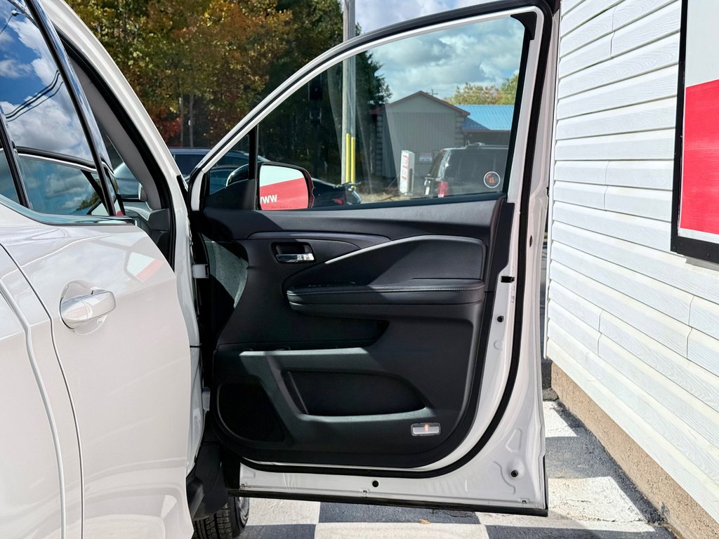 Honda RIDGELINE RTL-E Touring | Keyless Entry, Power + Heated Seats 2023 à COLDBROOK, Nouvelle-Écosse - 26 - w1024h768px