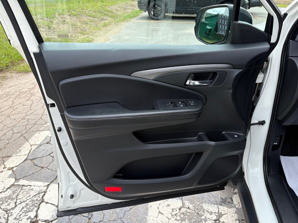 2019 Honda Ridgeline EX-L - sunroof, power & heated seats, sunroof, a/c in Kentville, Nova Scotia - 18 - w1024h768px