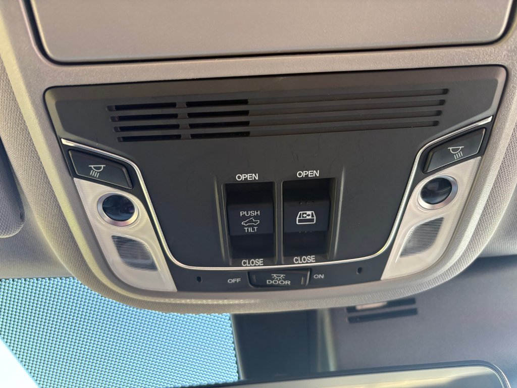 2022 Honda Ridgeline TOURING - power & heated seats, sunroof, bluetooth in COLDBROOK, Nova Scotia - 18 - w1024h768px