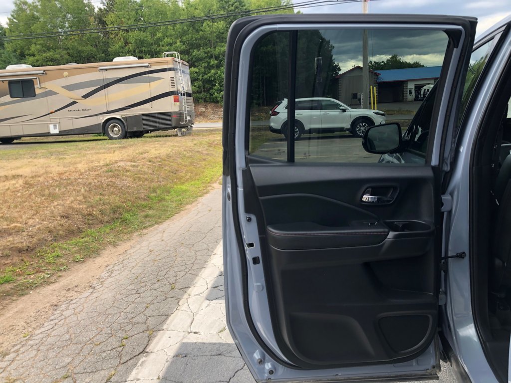 2022 Honda Ridgeline Black Edition - Reverse Camera, Sunroof, Carplay in COLDBROOK, Nova Scotia - 21 - w1024h768px