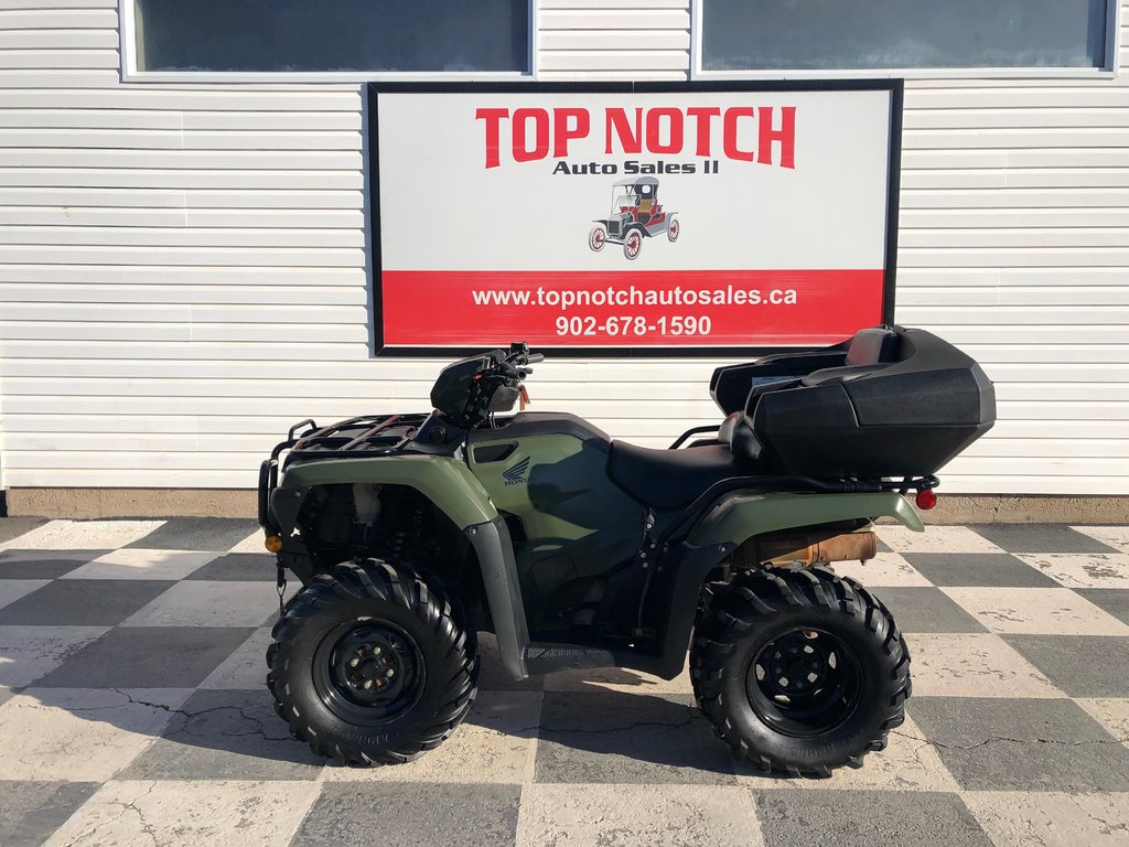 2019  TRX500FM 500, rear seat/storage compartment, manual, winch in COLDBROOK, Nova Scotia - 12 - w1024h768px