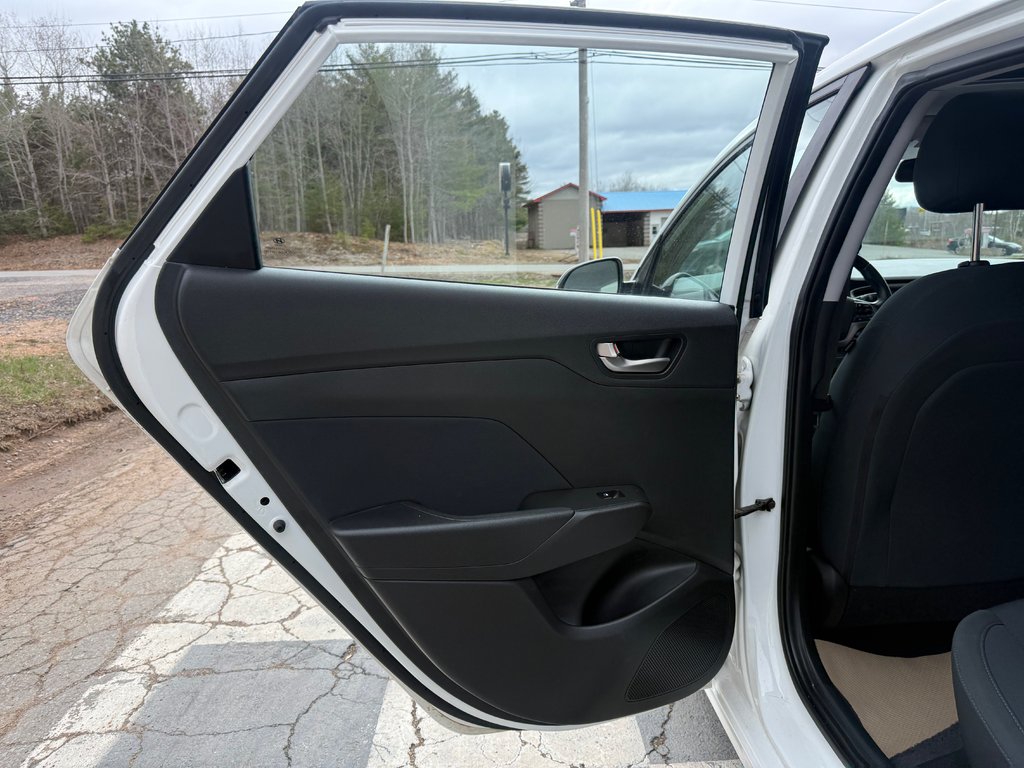 Hyundai ACCENT LIMITED Ultimate, keyless entry, backup camera, Bluetooth 2020 à COLDBROOK, Nouvelle-Écosse - 14 - w1024h768px