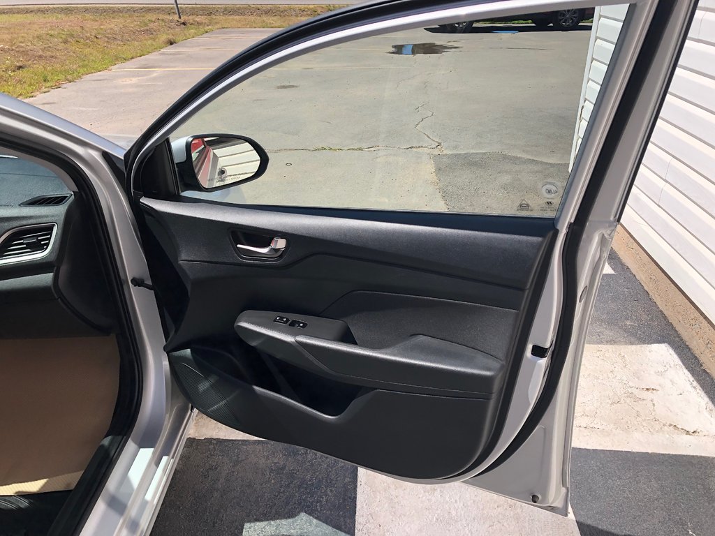 2019 Hyundai Accent Preferred - Carplay, Heated Seats, Reverse Camera in Kentville, Nova Scotia - 21 - w1024h768px