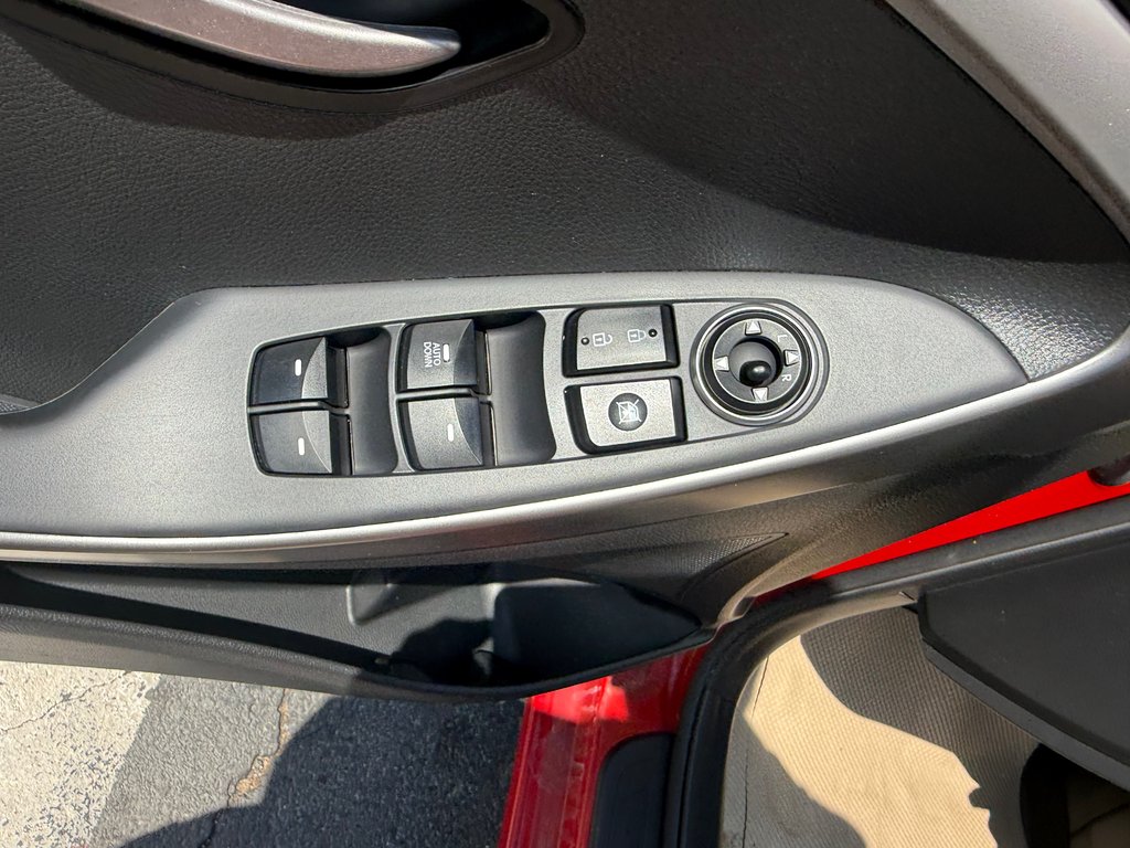 2013 Hyundai ELANTRA GT GT, Keyless entry, MP3, Cruise control in COLDBROOK, Nova Scotia - 8 - w1024h768px