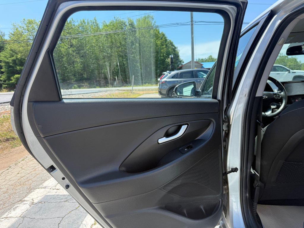 2020 Hyundai ELANTRA GT Preferred, keyless entry, BACKUP CAMERA, Bluetooth in Kentville, Nova Scotia - 13 - w1024h768px
