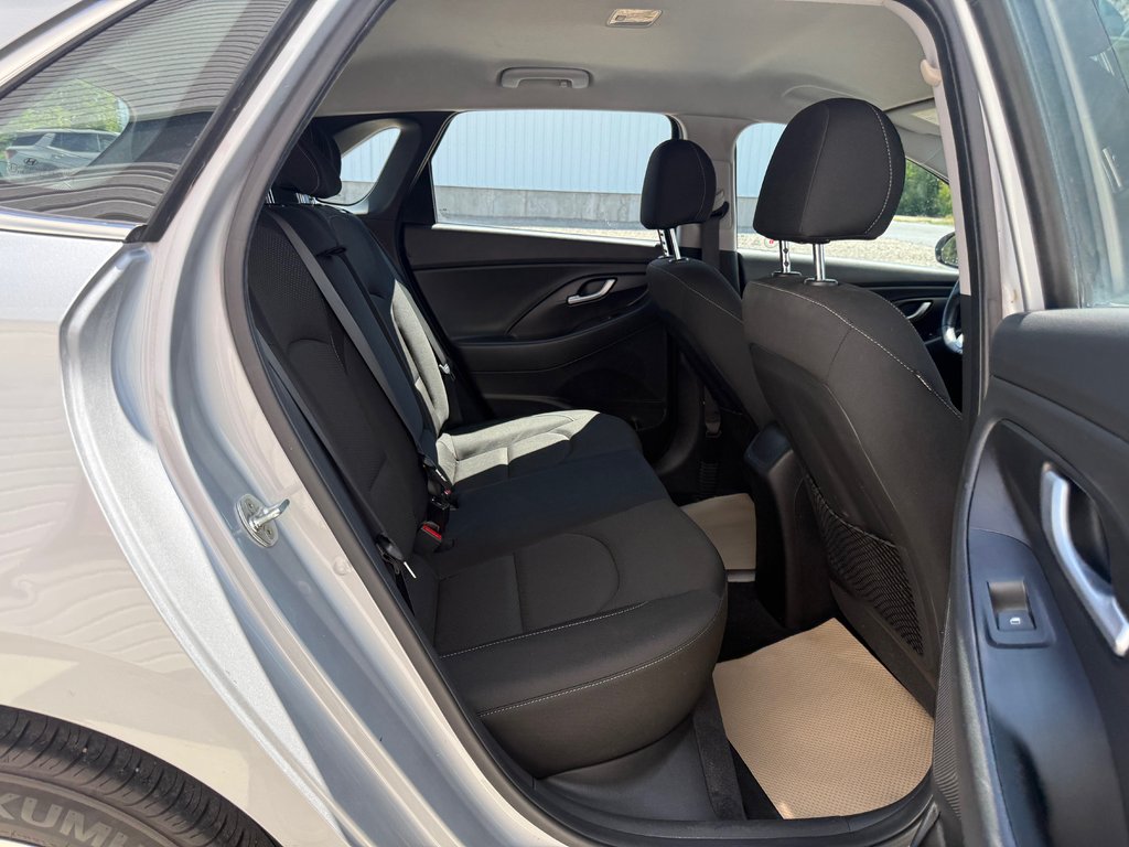 2020 Hyundai ELANTRA GT Preferred, keyless entry, BACKUP CAMERA, Bluetooth in Kentville, Nova Scotia - 17 - w1024h768px