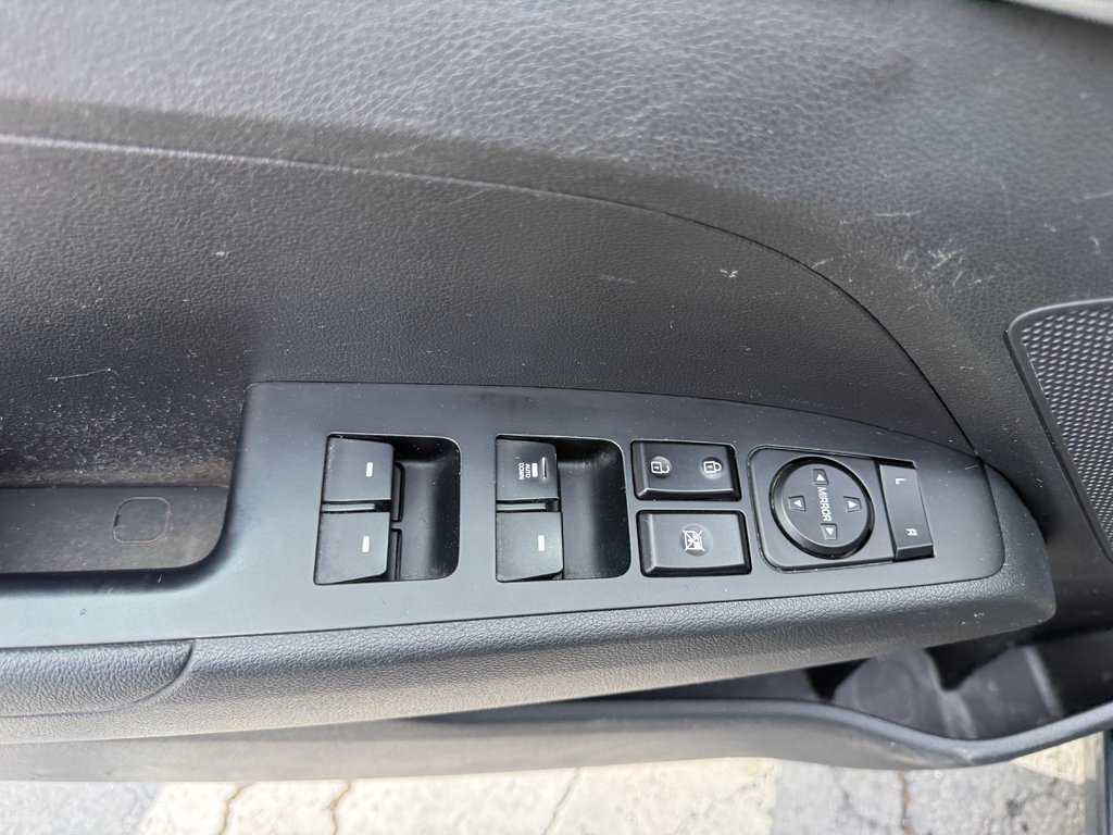 2020 Hyundai ELANTRA SE Essential, keyless entry, 6 SPEED, Bluetooth in Kentville, Nova Scotia - 8 - w1024h768px