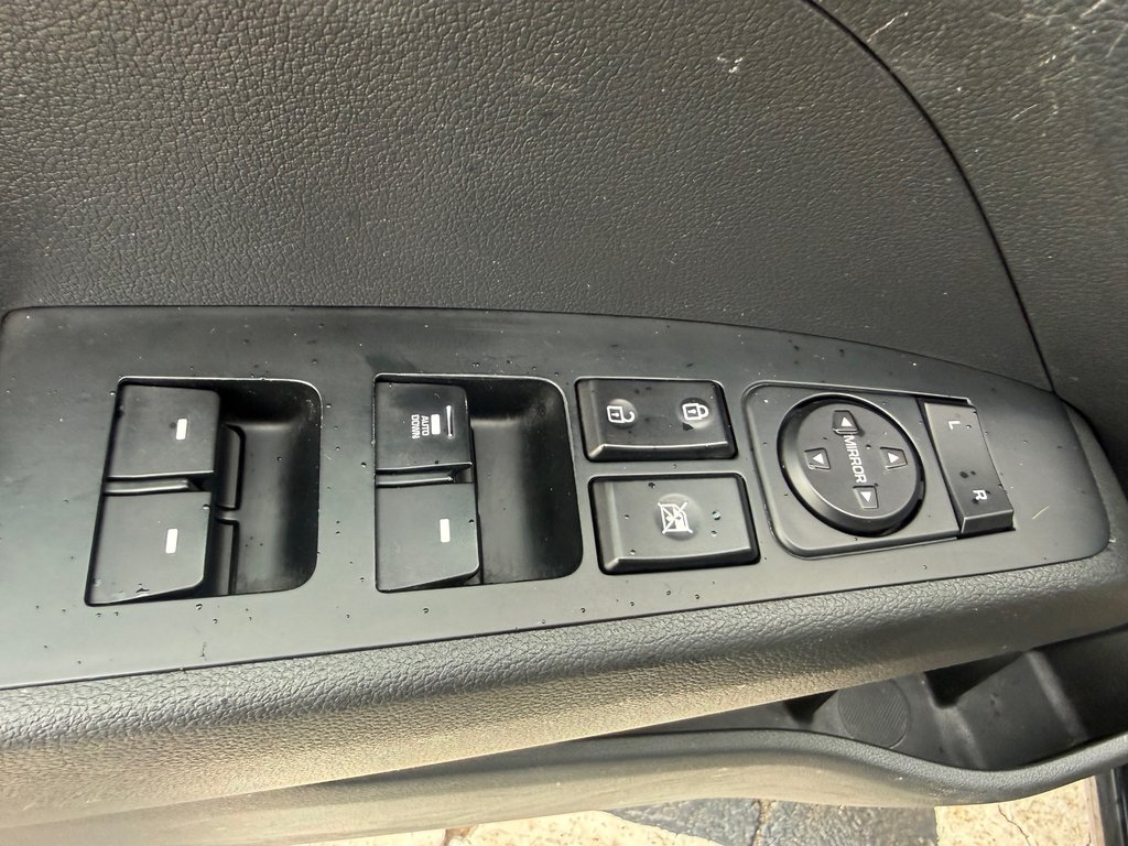 Hyundai ELANTRA SE Essential, keyless entry, 6 SPEED, Bluetooth 2020 à Kentville, Nouvelle-Écosse - 8 - w1024h768px
