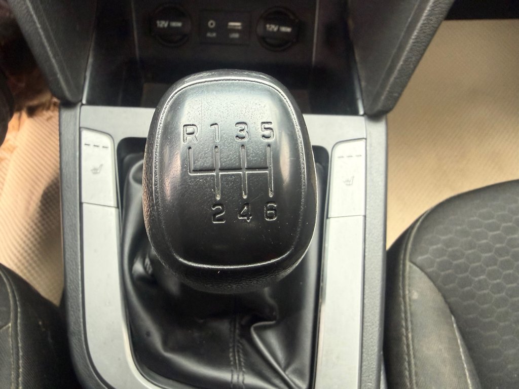 Hyundai ELANTRA SE Essential, keyless entry, 6 SPEED, Bluetooth 2020 à Kentville, Nouvelle-Écosse - 13 - w1024h768px