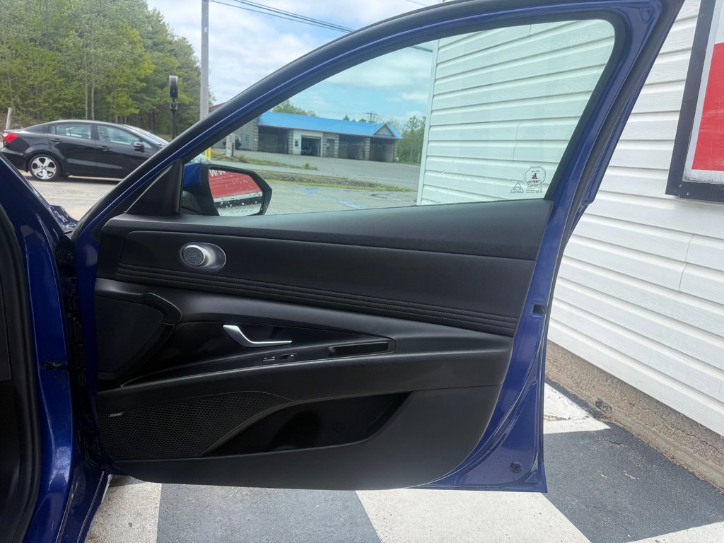 Hyundai ELANTRA SEL Ultimate, keyless entry, backup camera, Bluetooth 2021 à Kentville, Nouvelle-Écosse - 19 - w1024h768px