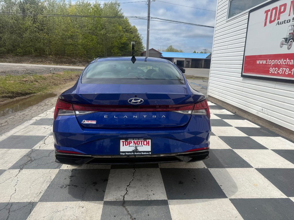 Hyundai ELANTRA SEL Ultimate, keyless entry, backup camera, Bluetooth 2021 à Kentville, Nouvelle-Écosse - 5 - w1024h768px