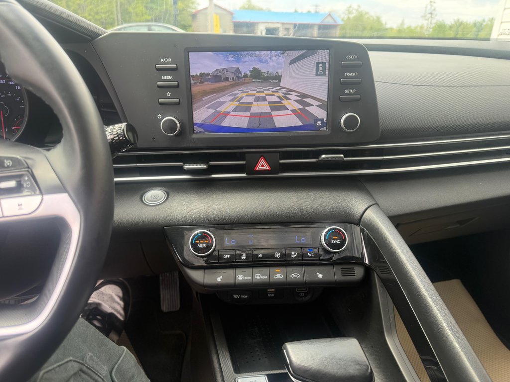 Hyundai ELANTRA SEL Ultimate, keyless entry, backup camera, Bluetooth 2021 à Kentville, Nouvelle-Écosse - 12 - w1024h768px