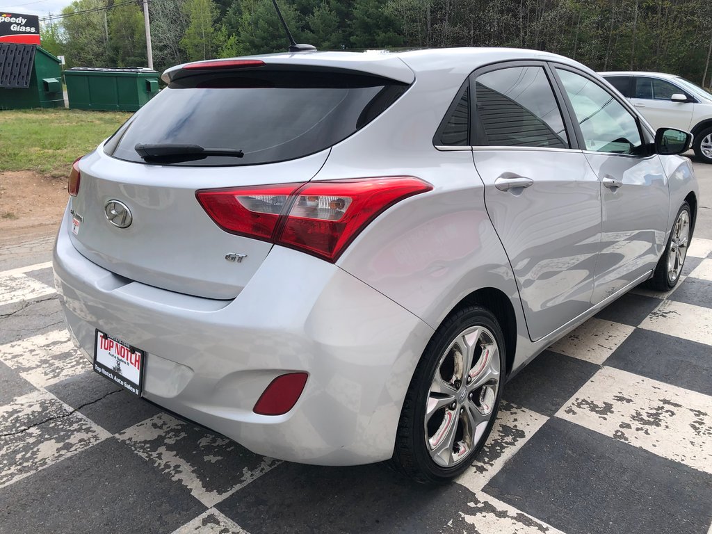 2014 Hyundai Elantra SE w/Tech Pkg - sunroof, power and heated seats in Kentville, Nova Scotia - 4 - w1024h768px
