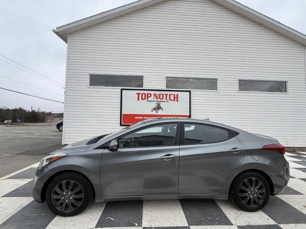 2016 Hyundai ELANTRA Sport , keyless entry, backup camera, Bluetooth in COLDBROOK, Nova Scotia - 21 - w1024h768px