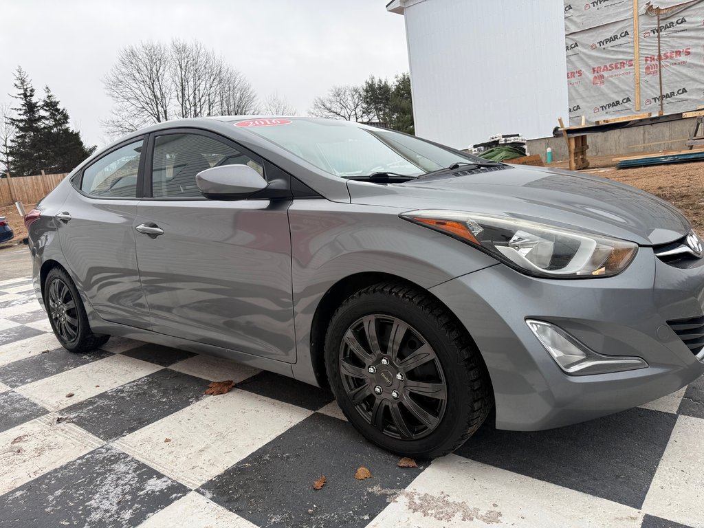 2016 Hyundai ELANTRA Sport , keyless entry, backup camera, Bluetooth in COLDBROOK, Nova Scotia - 3 - w1024h768px