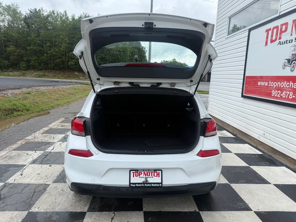 2018 Hyundai ELANTRA GT, keyless entry, backup camera, Bluetooth in Kentville, Nova Scotia - 15 - w1024h768px