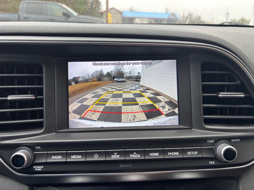 2020 Hyundai Elantra Preferred in COLDBROOK, Nova Scotia - 12 - w1024h768px