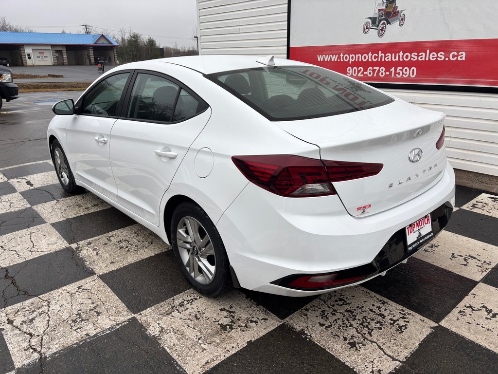 2020 Hyundai Elantra Preferred in Kentville, Nova Scotia - 6 - w1024h768px