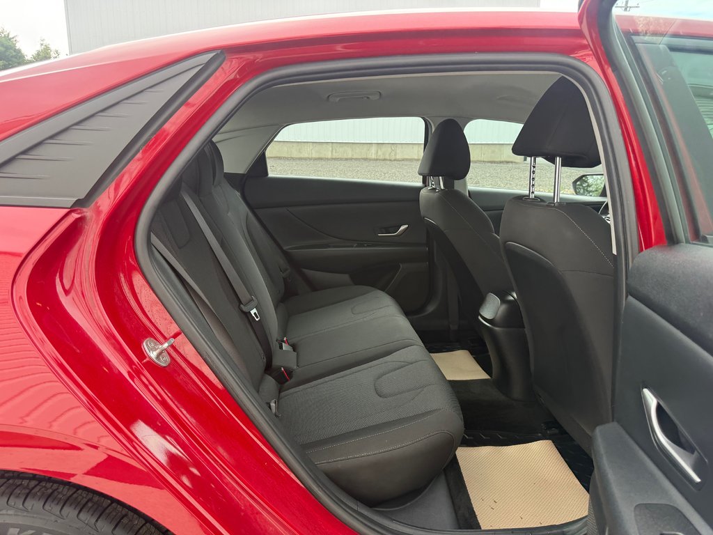 Hyundai Elantra Essential, keyless entry, Remote Start, Bluetooth 2022 à COLDBROOK, Nouvelle-Écosse - 16 - w1024h768px