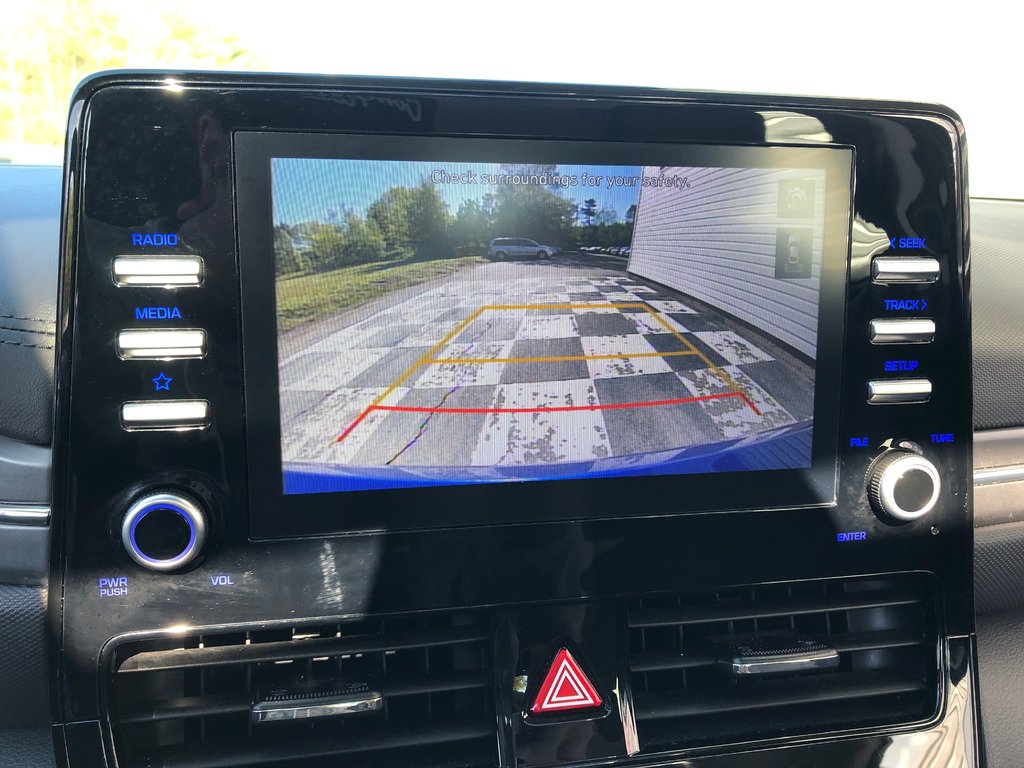 2022 Hyundai IONIQ PLUG-IN HYBRID Preferred -  dual climate zones, heated seats, a/c in Kentville, Nova Scotia - 11 - w1024h768px