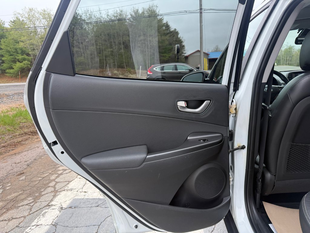 2018 Hyundai KONA SEL/TECH Luxury, keyless entry, Cruise control, Bluetooth in COLDBROOK, Nova Scotia - 14 - w1024h768px