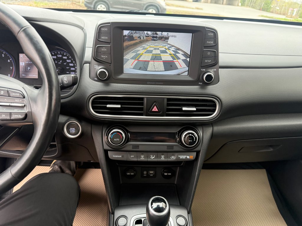 2018 Hyundai KONA SEL/TECH Luxury, keyless entry, Cruise control, Bluetooth in COLDBROOK, Nova Scotia - 12 - w1024h768px