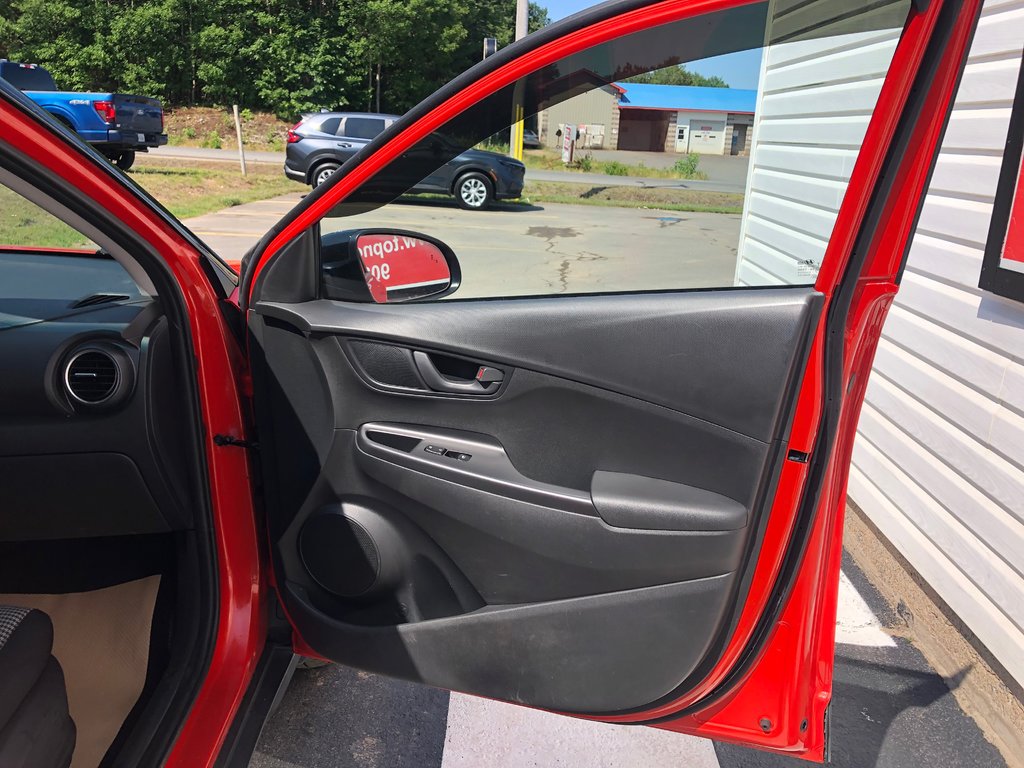 2019 Hyundai Kona Essential, Carplay, Backup Camera, All Wheel Drive in COLDBROOK, Nova Scotia - 18 - w1024h768px
