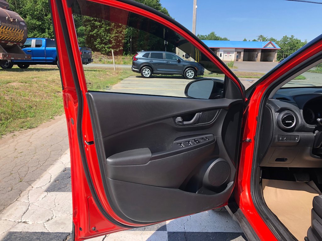 2019 Hyundai Kona Essential, Carplay, Backup Camera, All Wheel Drive in COLDBROOK, Nova Scotia - 7 - w1024h768px