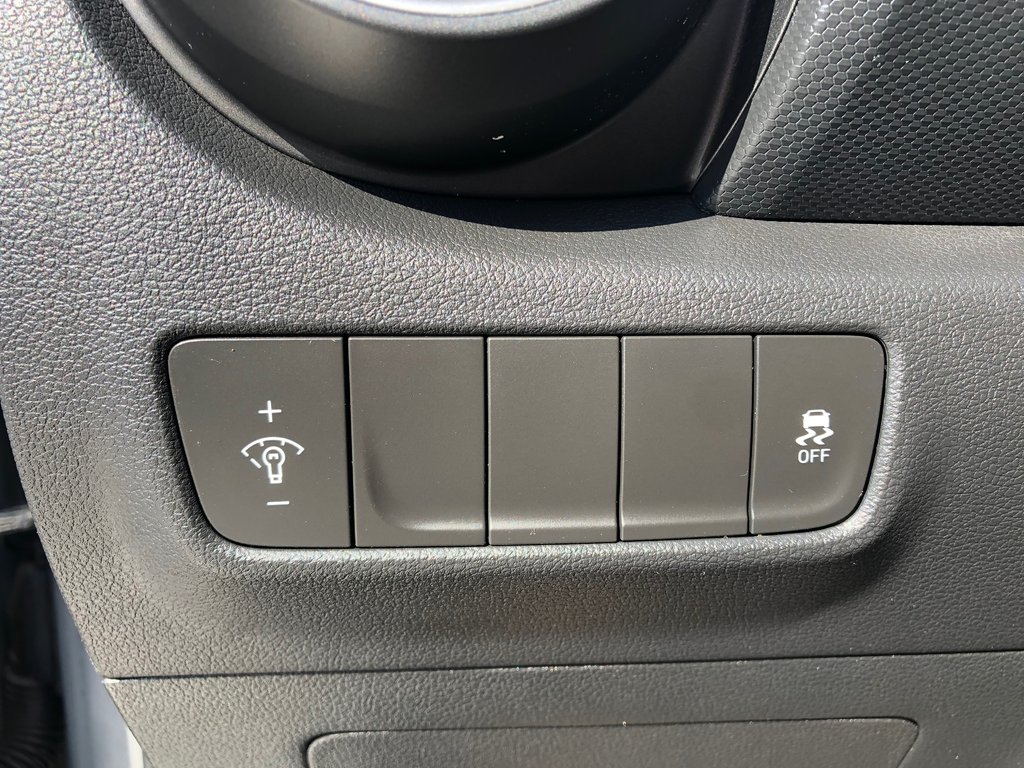 2021 Hyundai Kona Essential in Kentville, Nova Scotia - 9 - w1024h768px