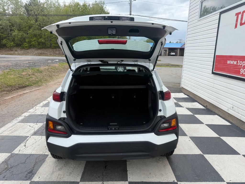 2021 Hyundai KONA Essential, keyless entry, backup camera, Bluetooth in Kentville, Nova Scotia - 15 - w1024h768px