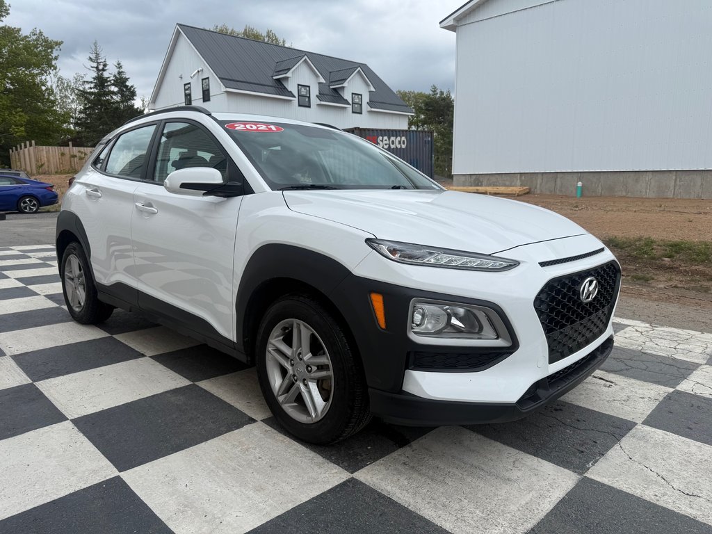 2021 Hyundai KONA Essential, keyless entry, backup camera, Bluetooth in Kentville, Nova Scotia - 3 - w1024h768px