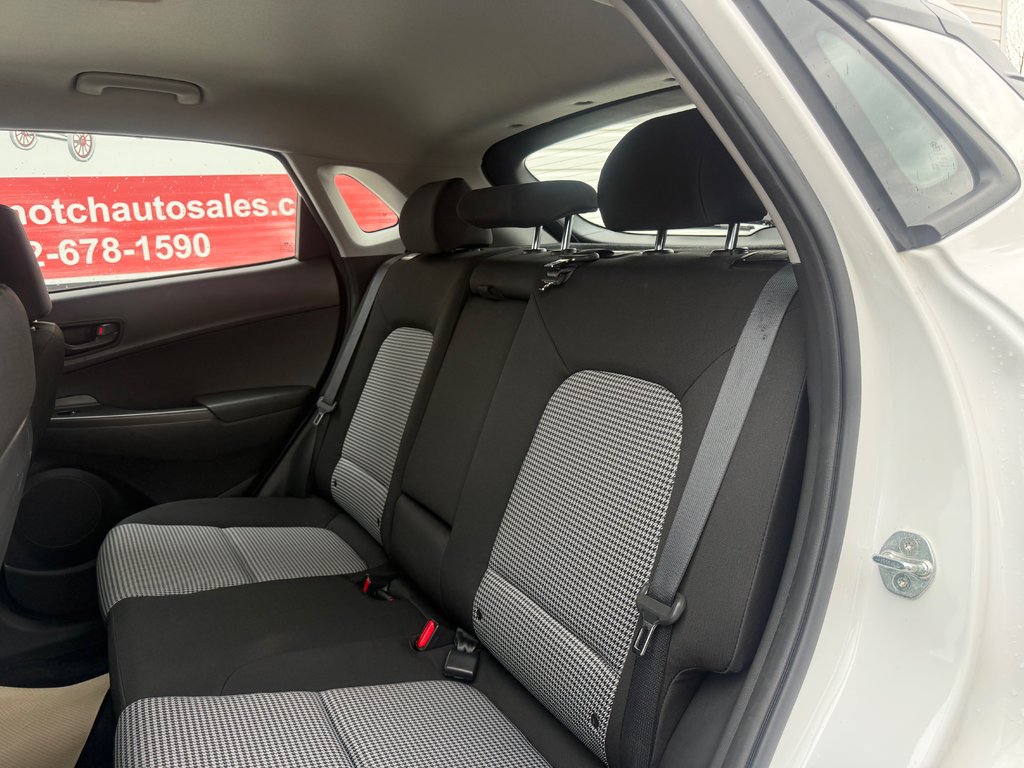 2021 Hyundai KONA Essential, keyless entry, backup camera, Bluetooth in Kentville, Nova Scotia - 14 - w1024h768px