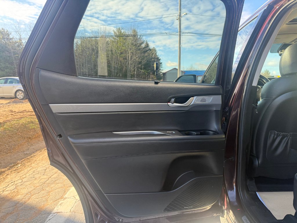 Hyundai PALISADE Luxury, Keyless entry, 8 passenger, backup camera 2022 à COLDBROOK, Nouvelle-Écosse - 14 - w1024h768px