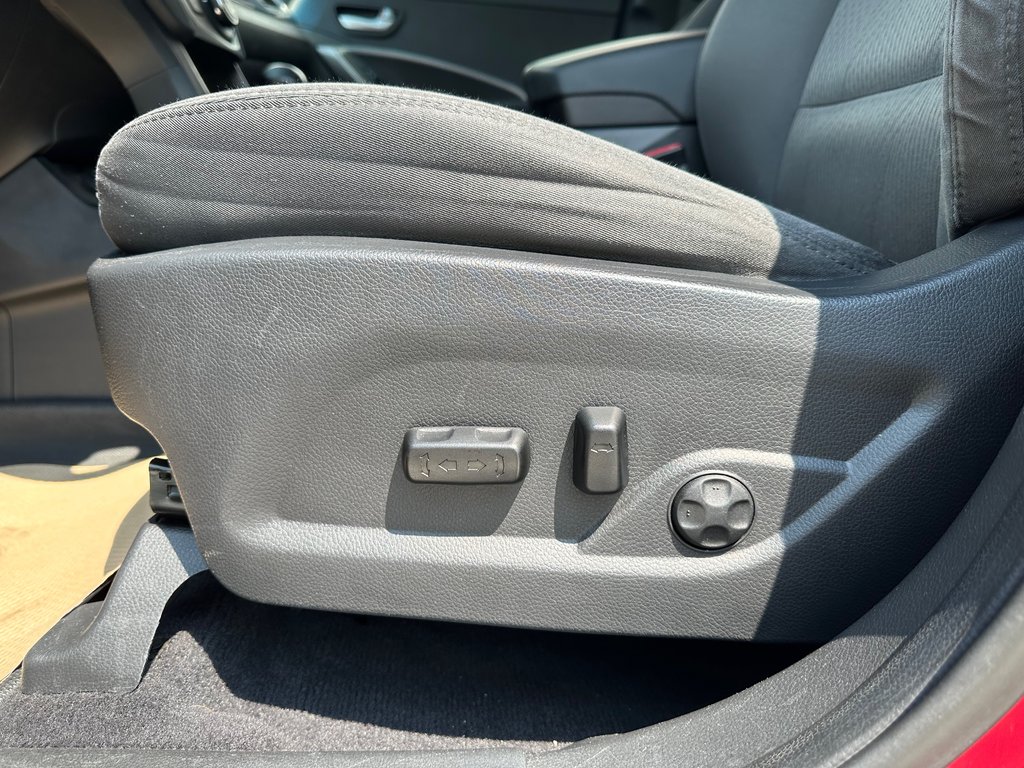 Hyundai Santa Fe Sport Premium, ECO Mode, Bluetooth, CD player 2014 à COLDBROOK, Nouvelle-Écosse - 9 - w1024h768px