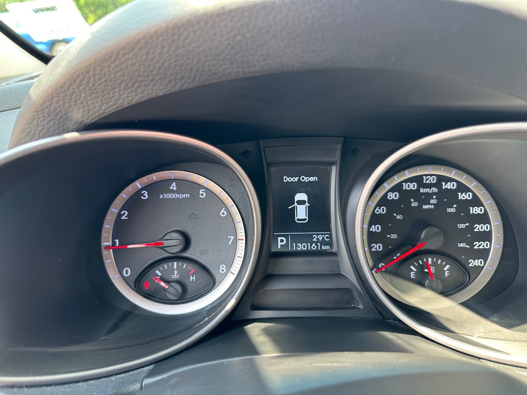 Hyundai Santa Fe Sport Premium, ECO Mode, Bluetooth, CD player 2014 à COLDBROOK, Nouvelle-Écosse - 11 - w1024h768px