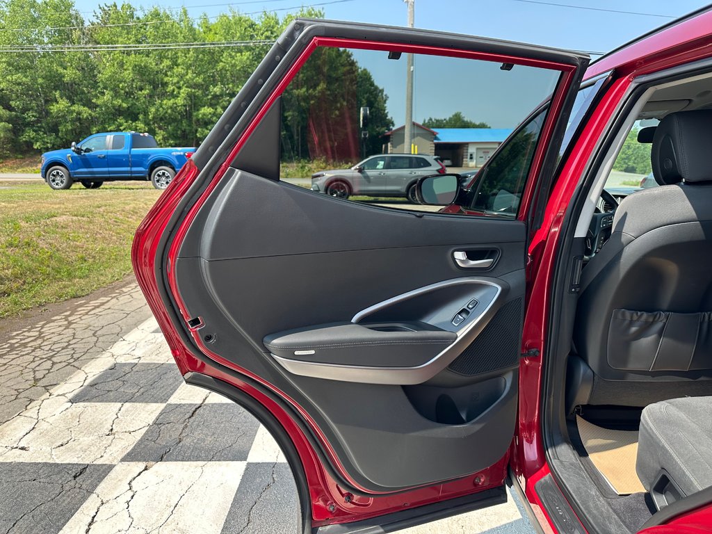 Hyundai Santa Fe Sport Premium, ECO Mode, Bluetooth, CD player 2014 à COLDBROOK, Nouvelle-Écosse - 15 - w1024h768px
