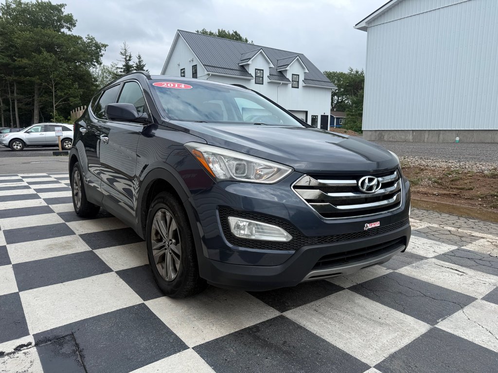 Hyundai SANTA FE premium, Keyless entry, MP3, Cruise control 2014 à Kentville, Nouvelle-Écosse - 3 - w1024h768px