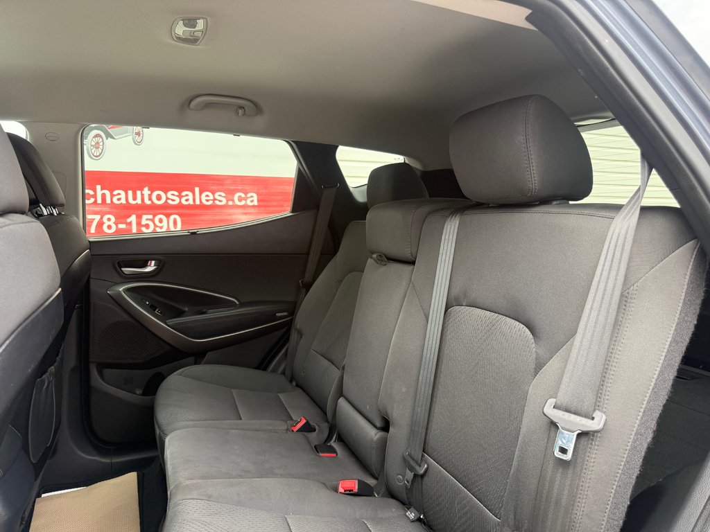 Hyundai SANTA FE premium, Keyless entry, MP3, Cruise control 2014 à Kentville, Nouvelle-Écosse - 15 - w1024h768px