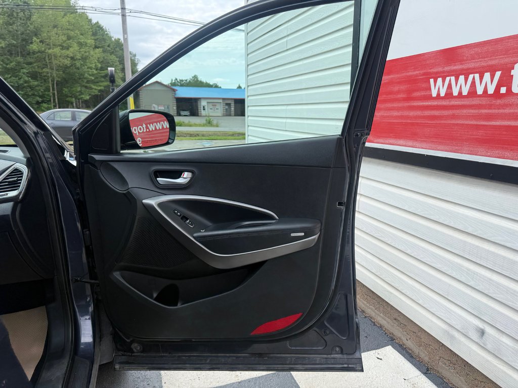 Hyundai SANTA FE premium, Keyless entry, MP3, Cruise control 2014 à Kentville, Nouvelle-Écosse - 19 - w1024h768px