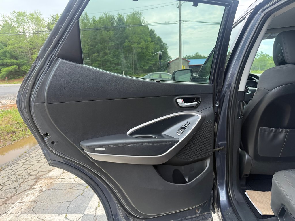 Hyundai SANTA FE premium, Keyless entry, MP3, Cruise control 2014 à Kentville, Nouvelle-Écosse - 14 - w1024h768px