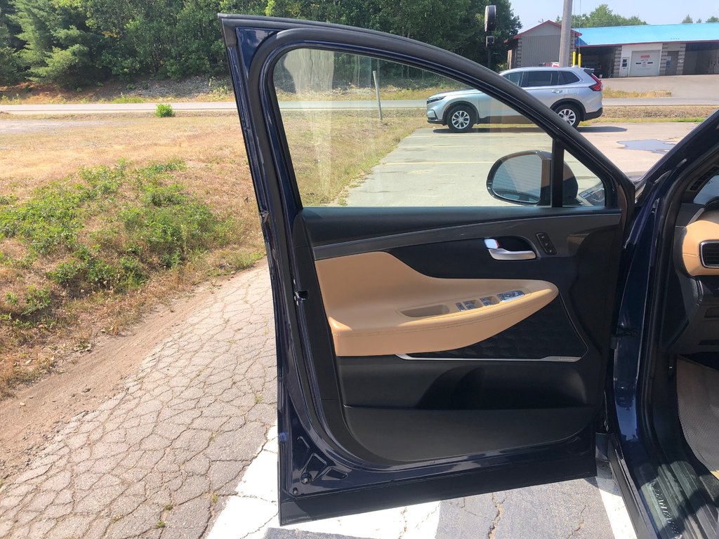 2023 Hyundai Santa Fe Ultimate Calligraphy - Sunroof, Power Seats in Kentville, Nova Scotia - 7 - w1024h768px