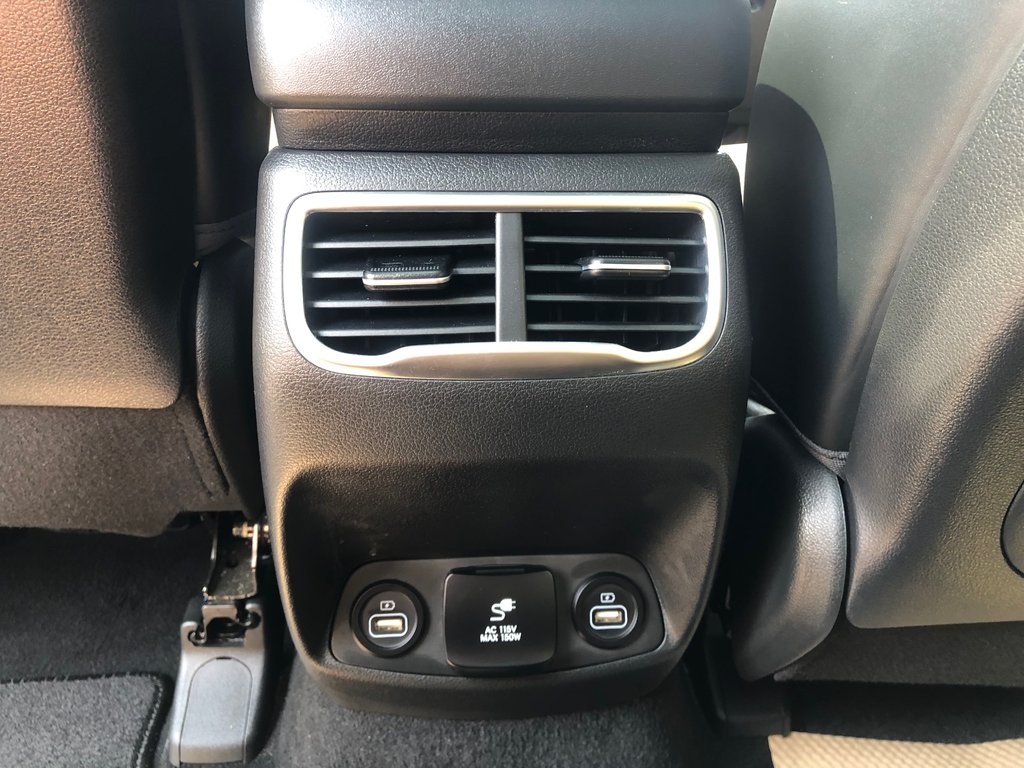2023 Hyundai Santa Fe Ultimate Calligraphy - Sunroof, Power Seats in Kentville, Nova Scotia - 22 - w1024h768px