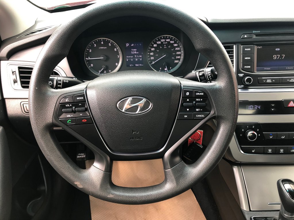 2017 Hyundai Sonata 2.4L GL - cruise control, hands free, reverse cam in COLDBROOK, Nova Scotia - 9 - w1024h768px