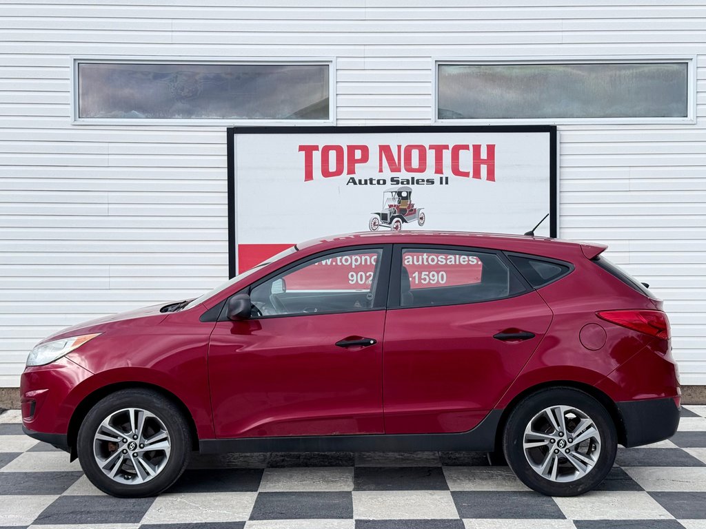 2011 Hyundai TUCSON L | CD/MP3 Player, Rear Defrost, Traction Control in COLDBROOK, Nova Scotia - 24 - w1024h768px