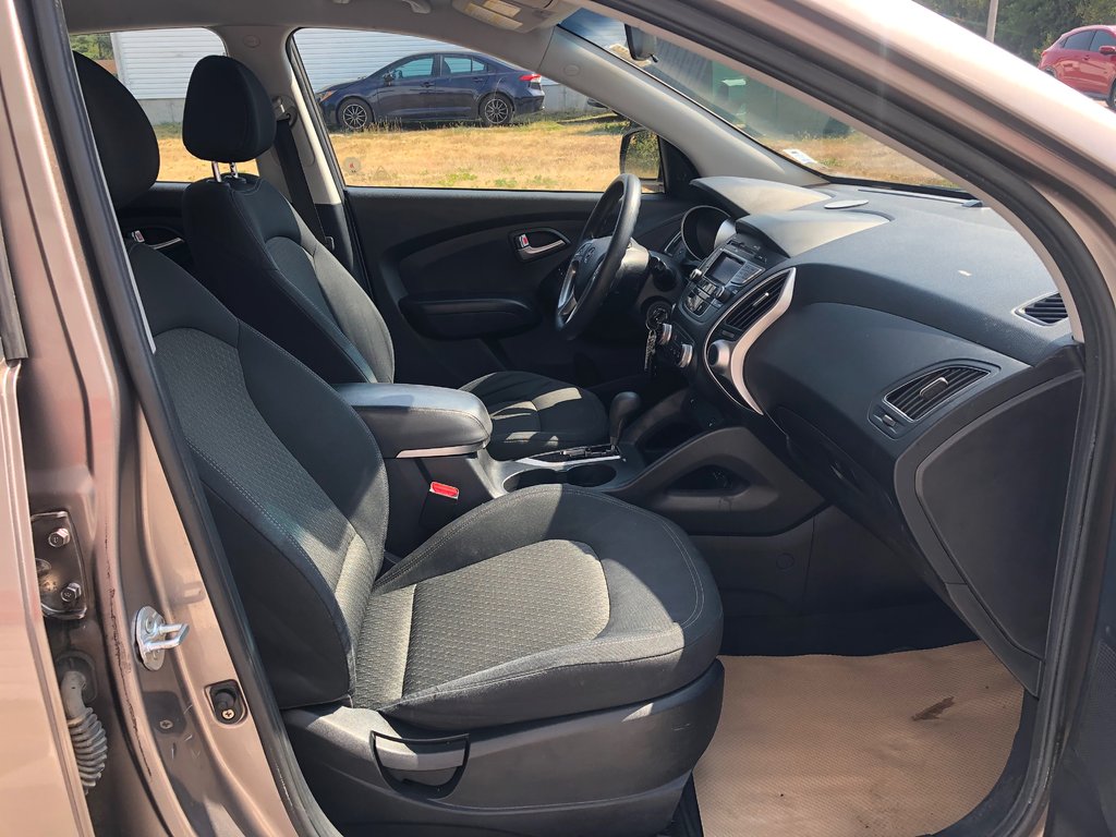 2012 Hyundai Tucson GL in Kentville, Nova Scotia - 21 - w1024h768px