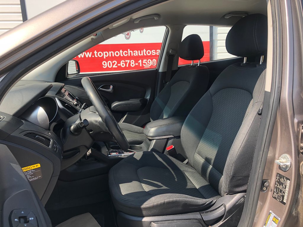 2012 Hyundai Tucson GL in Kentville, Nova Scotia - 15 - w1024h768px