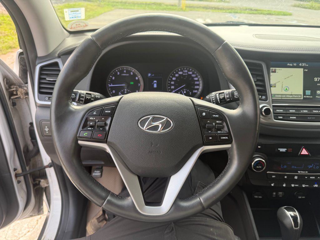2017 Hyundai TUCSON Luxury, keyless entry, Cruise control, Bluetooth in Kentville, Nova Scotia - 10 - w1024h768px